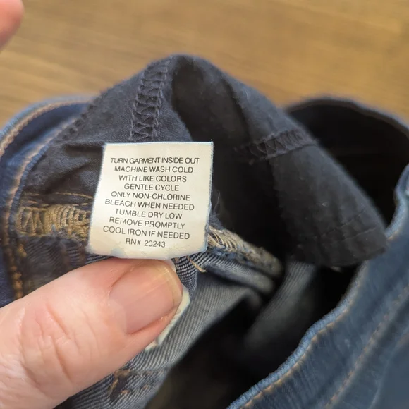 EUC Soho New York & Company Womens 0 Petite Bootcut Jeans Low Rise Medium Wash - Picture 7 of 8